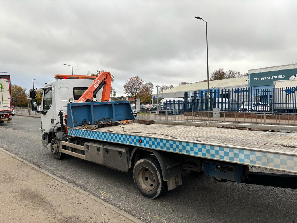 We buy cars and recovery flatbed We buy cars and recovery flatbed